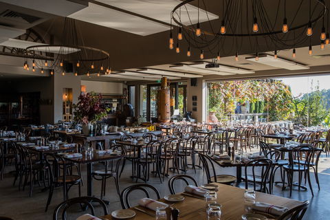 Pietro Gallo Estate - Olivigna Restaurant - Accommodation Newcastle 2