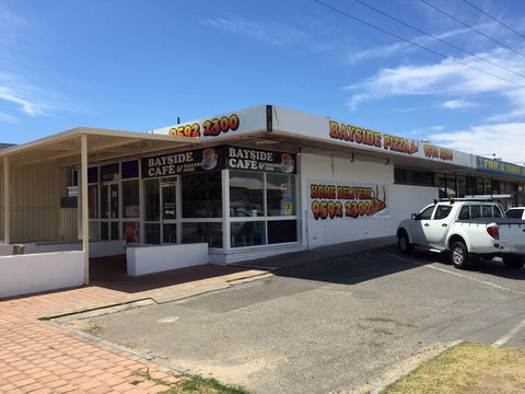 Bayside Pizza - Accommodation Newcastle 0