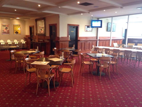 Peakhurst Inn - Accommodation Newcastle 0