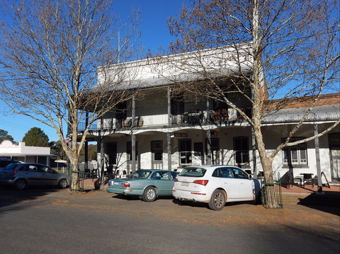 Bowning Hotel Dining - Accommodation Newcastle 1