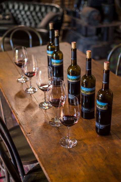 Samuel's Gorge Winery - Accommodation Newcastle 2