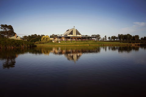 Peterson House - Accommodation Newcastle 1