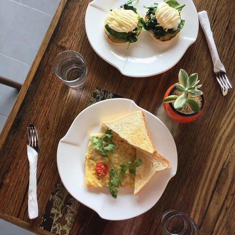 King Hot Bread Bakery - Accommodation Newcastle 0
