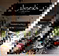 Janeks - Accommodation Newcastle