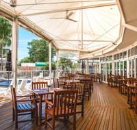 Poolside Restaurant and Bar - Accommodation Newcastle