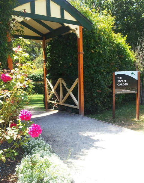 Bluebush Cafe - Accommodation Newcastle 14