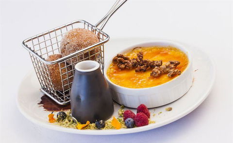 L' Aqua Restaurant - Accommodation Newcastle 0