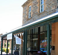 One White Kite - Accommodation Newcastle