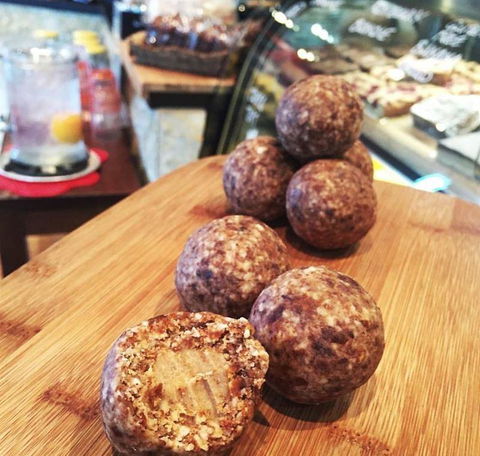 Abstract Cafe - Accommodation Newcastle 9