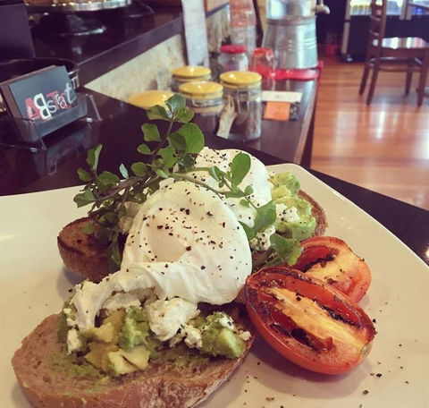 Abstract Cafe - Accommodation Newcastle 8