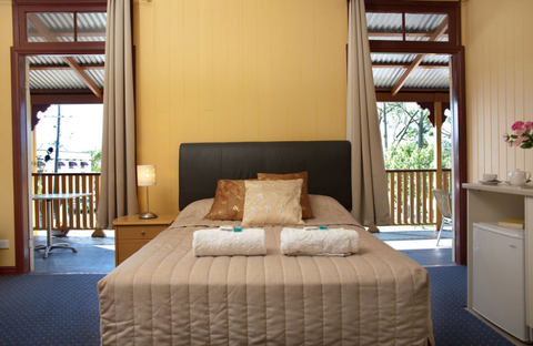 Yandina Hotel - Accommodation Newcastle 0