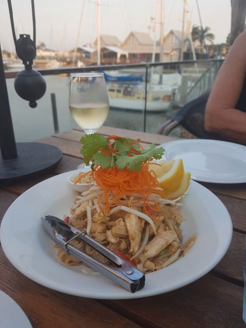 Phon’s Thai Restaurant - Accommodation Newcastle 3