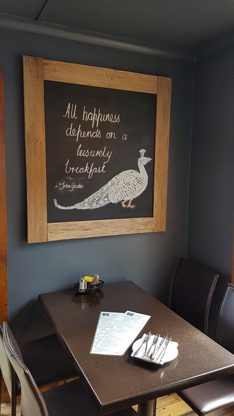 Moby Dicks Breakfast Bar - Accommodation Newcastle 1