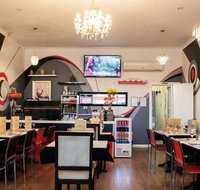 MoMo's Cafe and Restaurant - Accommodation Newcastle