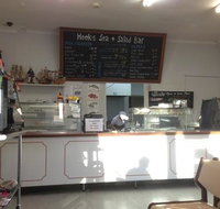 Hooks Sea and Salad Bar - Accommodation Newcastle