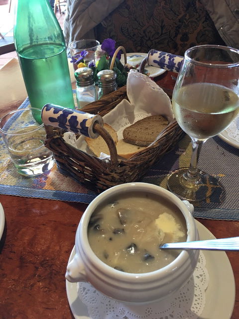 Alicia Estate Winery & Restaurant - Accommodation Newcastle 4