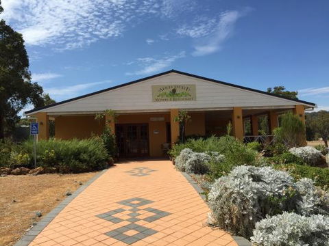 Alicia Estate Winery & Restaurant - Accommodation Newcastle 0