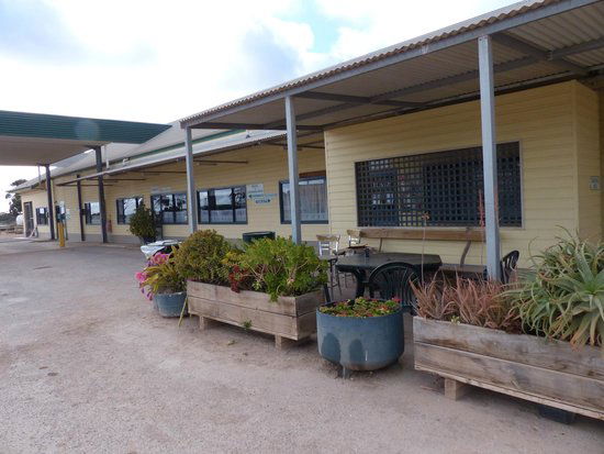 Caiguna WA Accommodation Newcastle