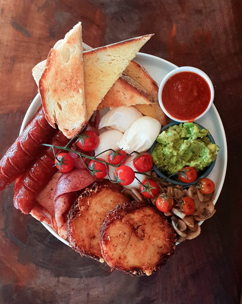 MALOBO - Accommodation Newcastle 2