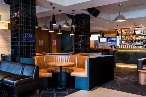 Belair Hotel - Accommodation Newcastle 0