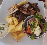 Yanni's Taverna - Accommodation Newcastle