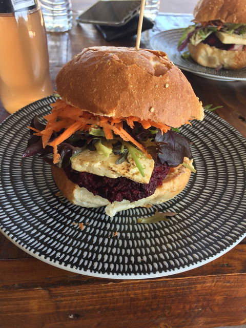 Mamma Lous - Accommodation Newcastle 5