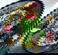 Pallet Home  Table - Accommodation Newcastle