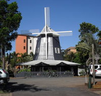 The Windmill Cafe at Bargara - Accommodation Newcastle