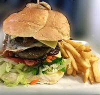 Enigmas Cafe Restaurant - Accommodation Newcastle
