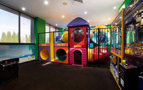 The Gateway Feast - Accommodation Newcastle 0