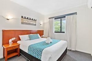 The Coffee House Apartments & Bistro - Accommodation Newcastle 8