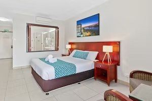 The Coffee House Apartments & Bistro - Accommodation Newcastle 14