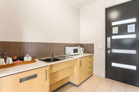Quality Suites Point Cook Seasons 5 - Accommodation Newcastle 8