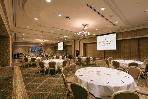 The Stamford Plaza Brisbane - Accommodation Newcastle 6