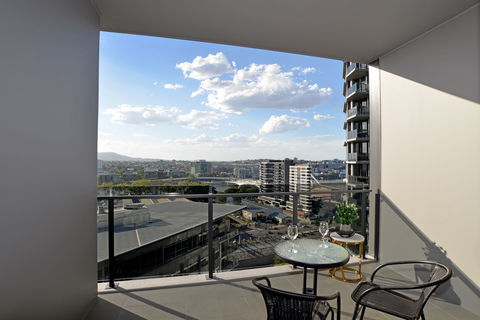 Arise Brisbane One - Accommodation Newcastle 6