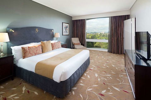 Royal On The Park - Accommodation Newcastle 13