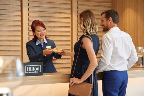 DoubleTree By Hilton Perth Waterfront - Accommodation Newcastle 4