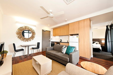 St Catherine's on Park - Accommodation Newcastle 5