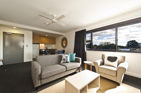 St Catherine's on Park - Accommodation Newcastle 7