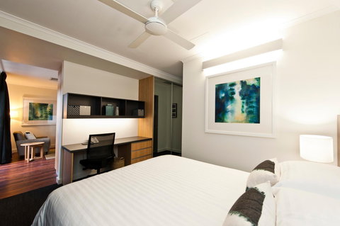 St Catherine's on Park - Accommodation Newcastle 14