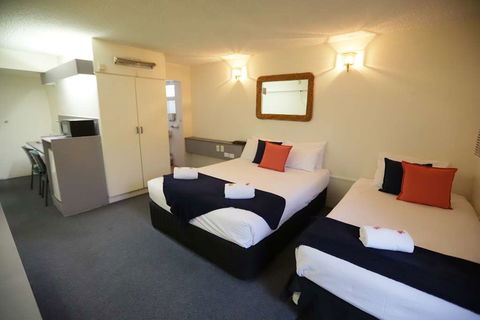Emerald Central Hotel - Accommodation Newcastle 5