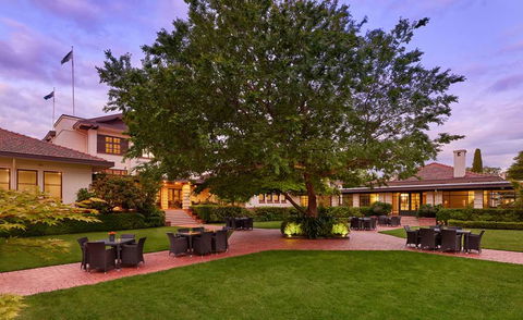 Hyatt Hotel Canberra- A Park Hyatt Hotel - Accommodation Newcastle 2