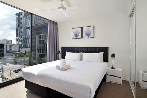 Arise Atlas - Accommodation Newcastle 11