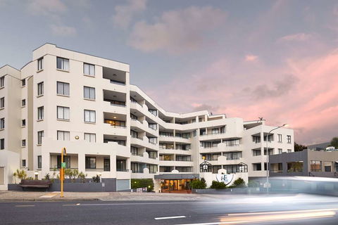 Central West End Apartments - Accommodation Newcastle 3
