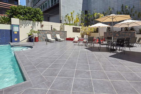 Central West End Apartments - Accommodation Newcastle 12