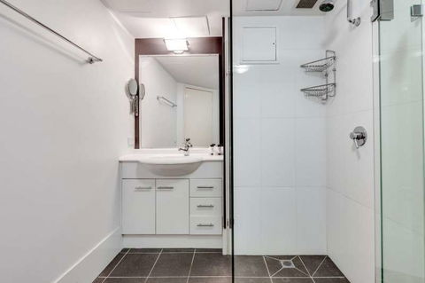 Hillcrest Central Apartment Hotel - Accommodation Newcastle 6