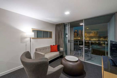 Mantra South Bank - Accommodation Newcastle 3