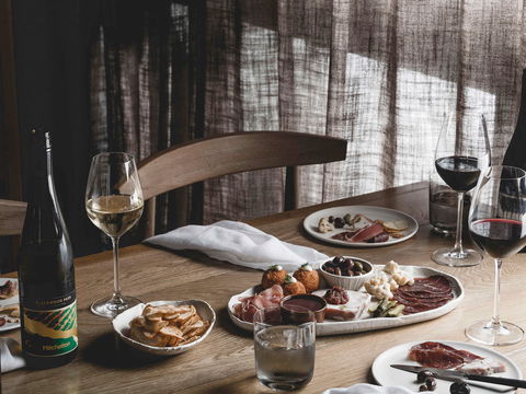 The Mitchelton Hotel Nagambie - Accommodation Newcastle 10