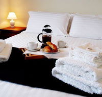 Hut on the Hill BB - Accommodation Newcastle