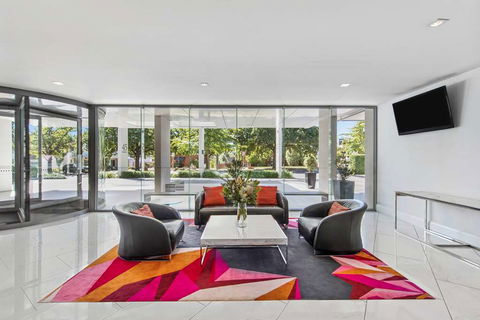 Adina Serviced Apts Canberra Dickson - Accommodation Newcastle 3